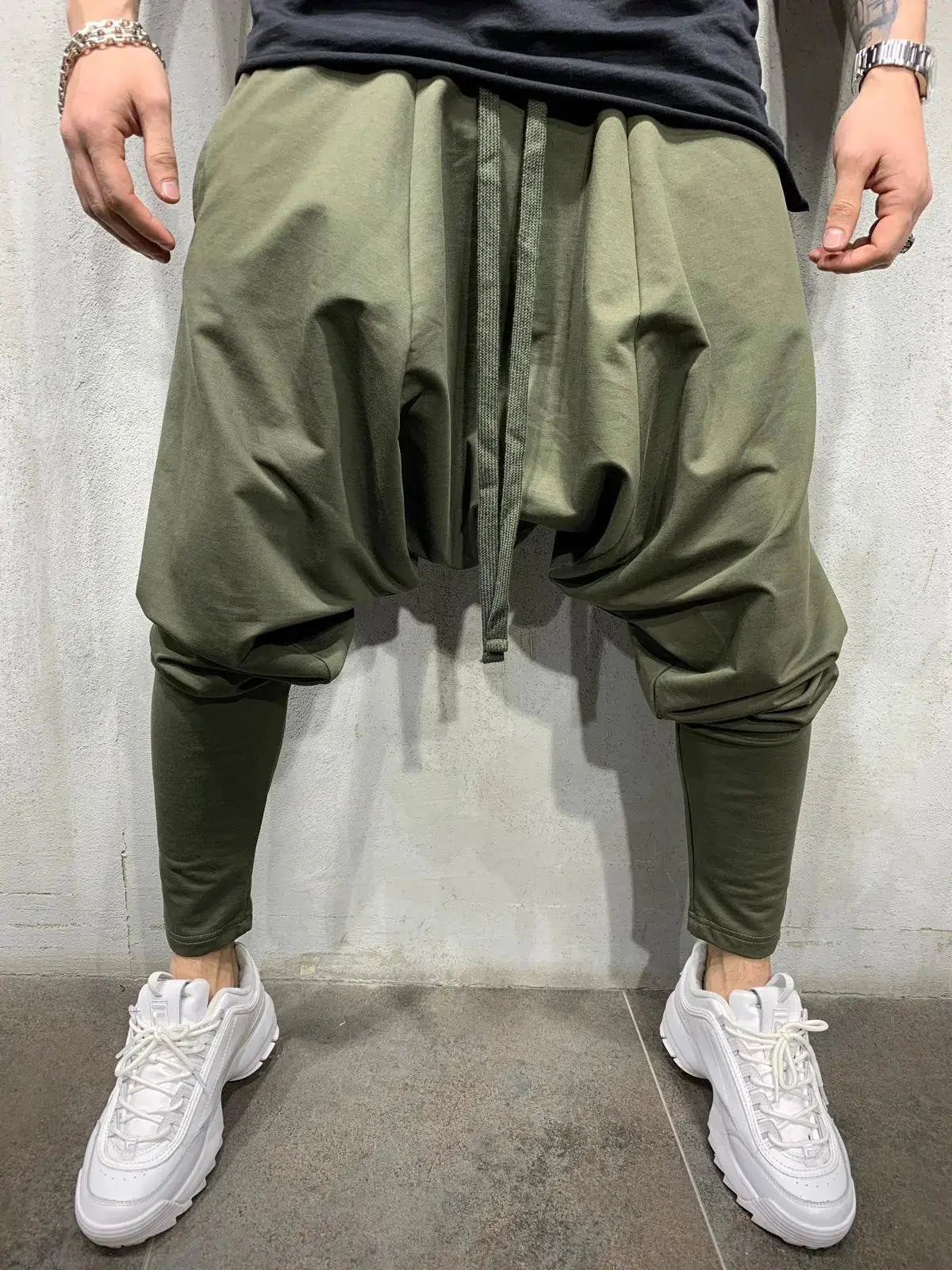 Mens Clothing 2025 Men's New Hip-hop Trend Trousers European American Loose Solid Color Feet Street Sports Casual Harem Pants bubbles jewelry and loan